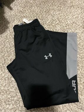 Under Armour Black with Gray Accent Boys' Jogger Pants